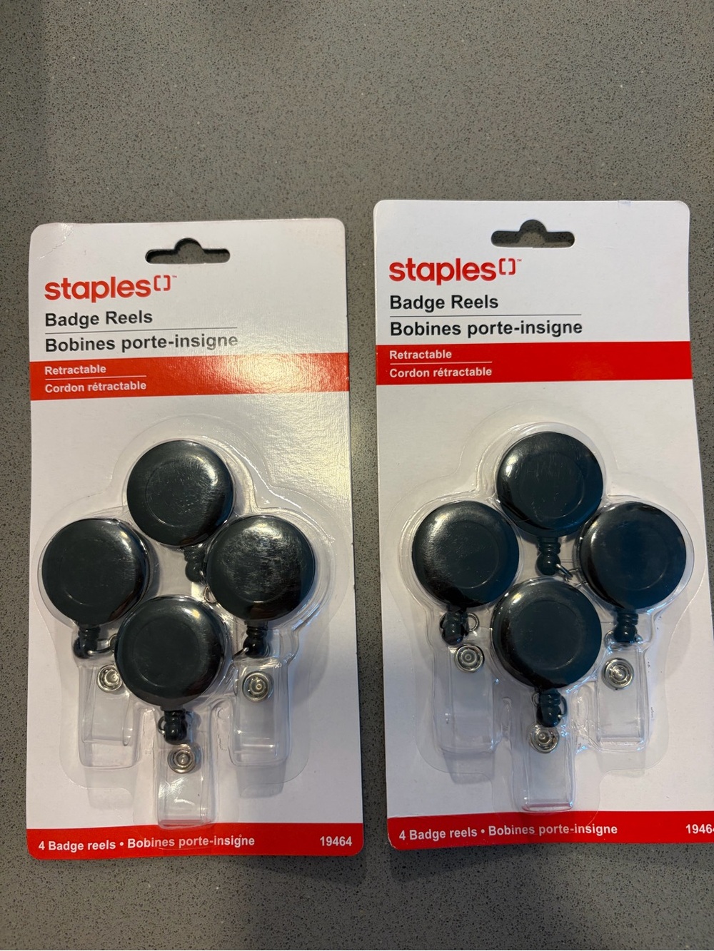 Staples badge reels 2 packs of 4 badges